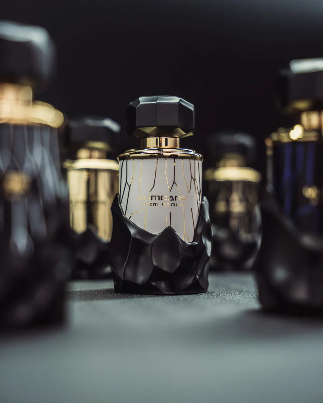 YumCars Trim Serum resultaat – diepzwart en UV-beschermd kunststof
