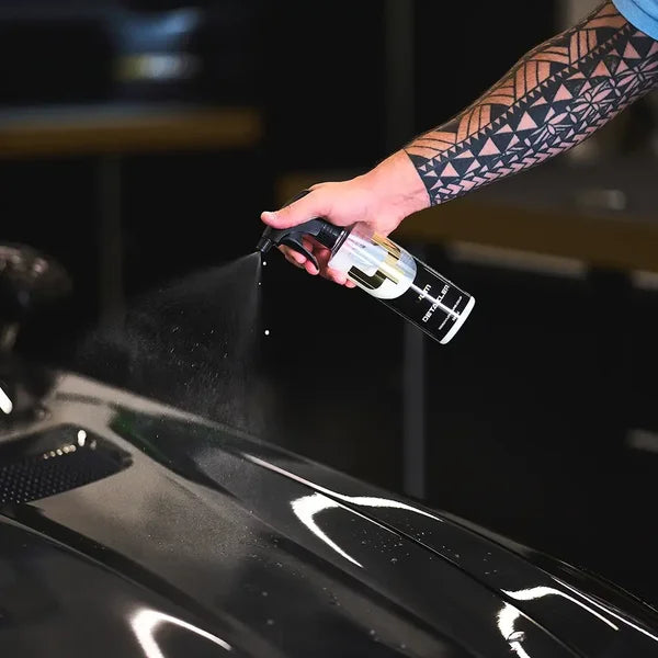 YumCars Detailer spray – veilig op coating en wax

