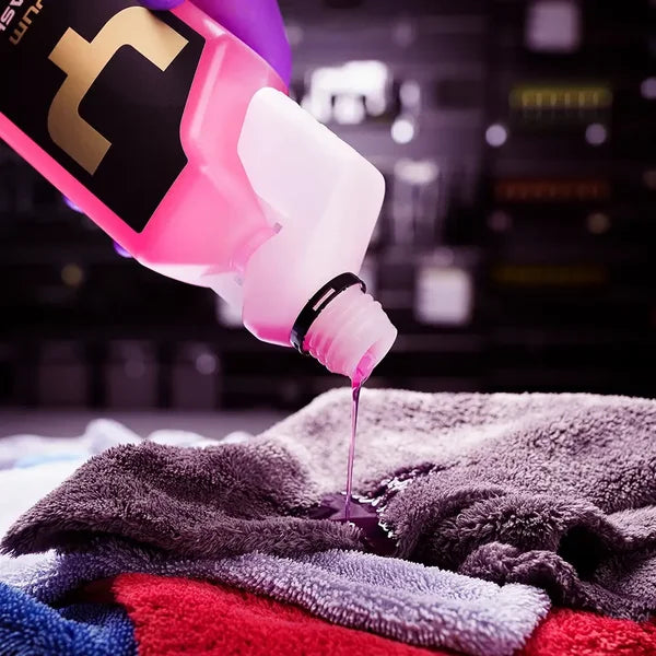 YumCars Wash MF resultaat – schone en zachte microvezeldoeken na het wassen
